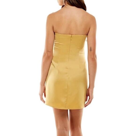 Wayf Strapless Gold Dress Medium NWT - Picture 3 of 13
